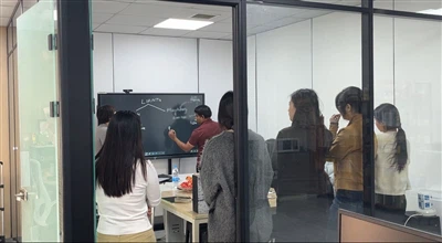 Partner Sri Lankan yn Ymweld â'n Cwmni Rhannu Mewnwelediadau I Allforio Twf B...